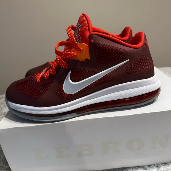 LeBron 9 low Team Red - Picture 3 of 7